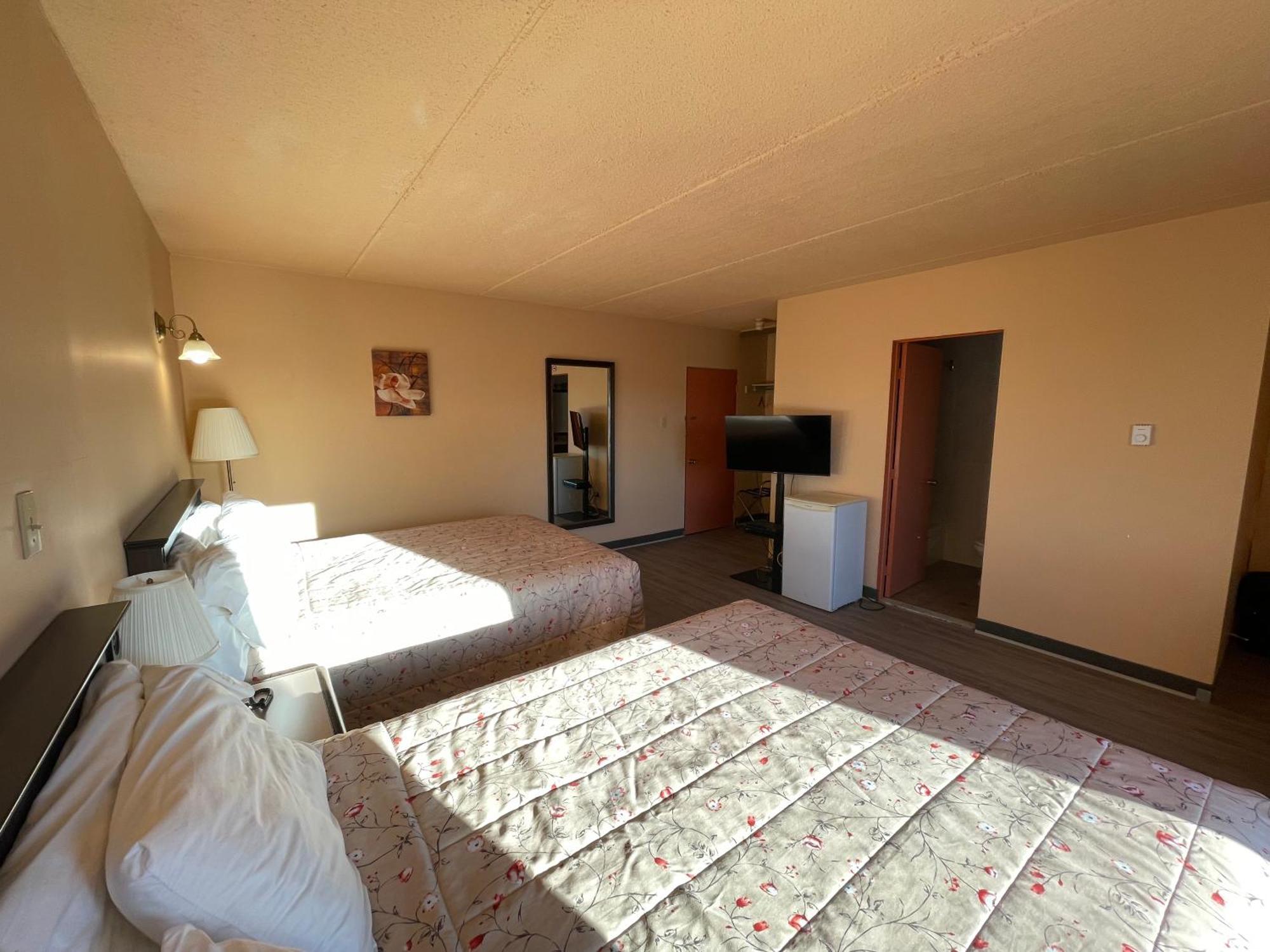 Motel St-Eustache Сент-Эсташ Экстерьер фото